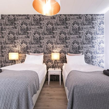 Theater Row Apartments Рейкявик Екстериор снимка